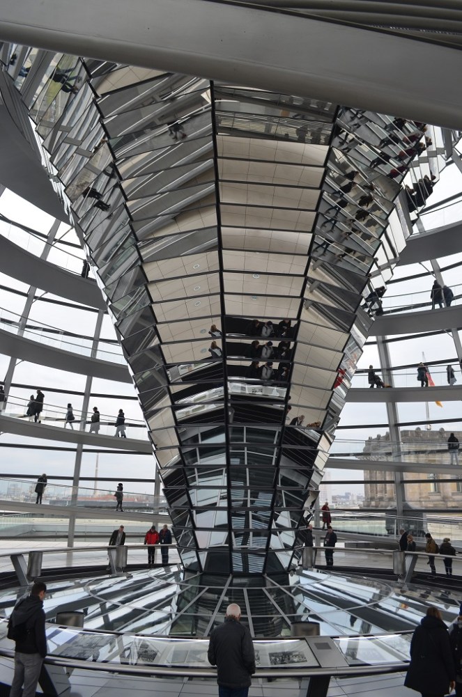 Interno della cupola Reichstag - Berlino