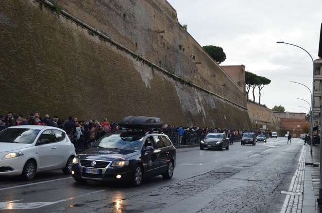 Fila per entrare ai Musei Vaticani
