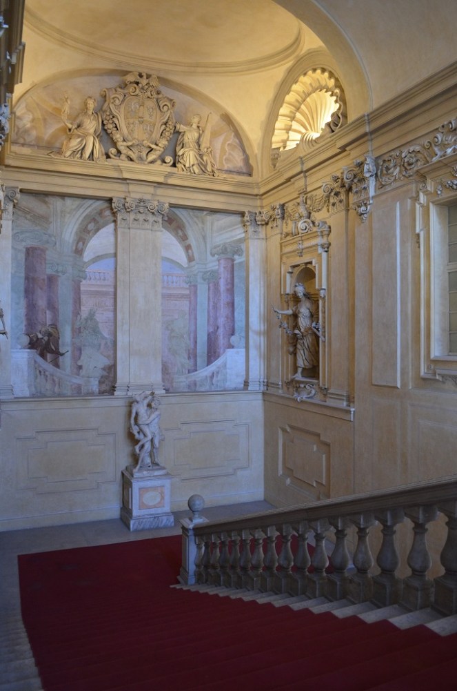 Scalone di accesso al Palazzo di Sassuolo