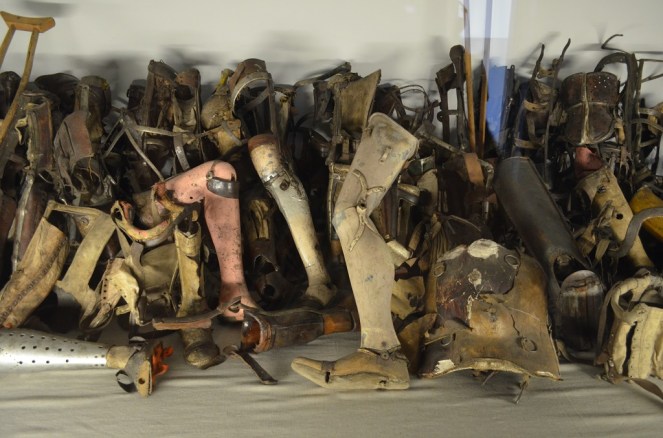 Oggetti esposti all'interno dei blocchi - Auschwitz