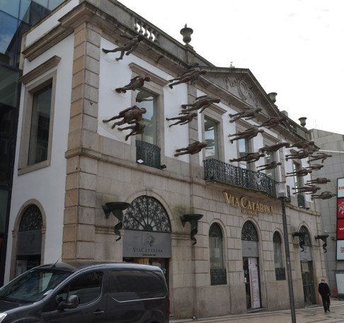Centro commerciale in Rua Santa Caterina - Porto