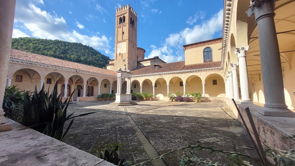 Differenza Tra Monastero E Abbazia L’Abbazia di Praglia – un monastero benedettino – Vi do il Tiro